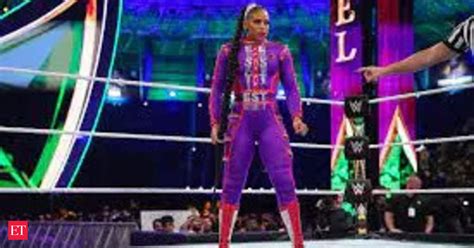 bianca belair nipple|WWE star Bianca Belair suffered wardrobe。